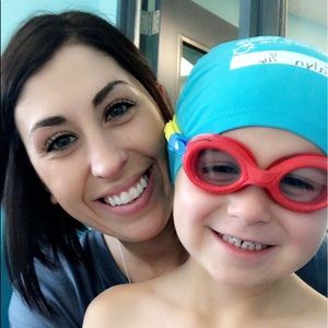 Meet your Posher, Joelee